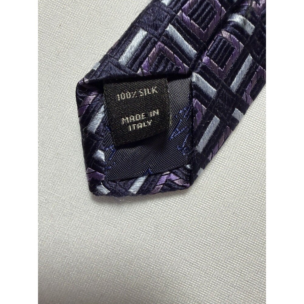 Jos. A. Bank Tie, 100% Silk, Made in Italy, Navy and Purple Men’s Necktie - Picture 4 of 7